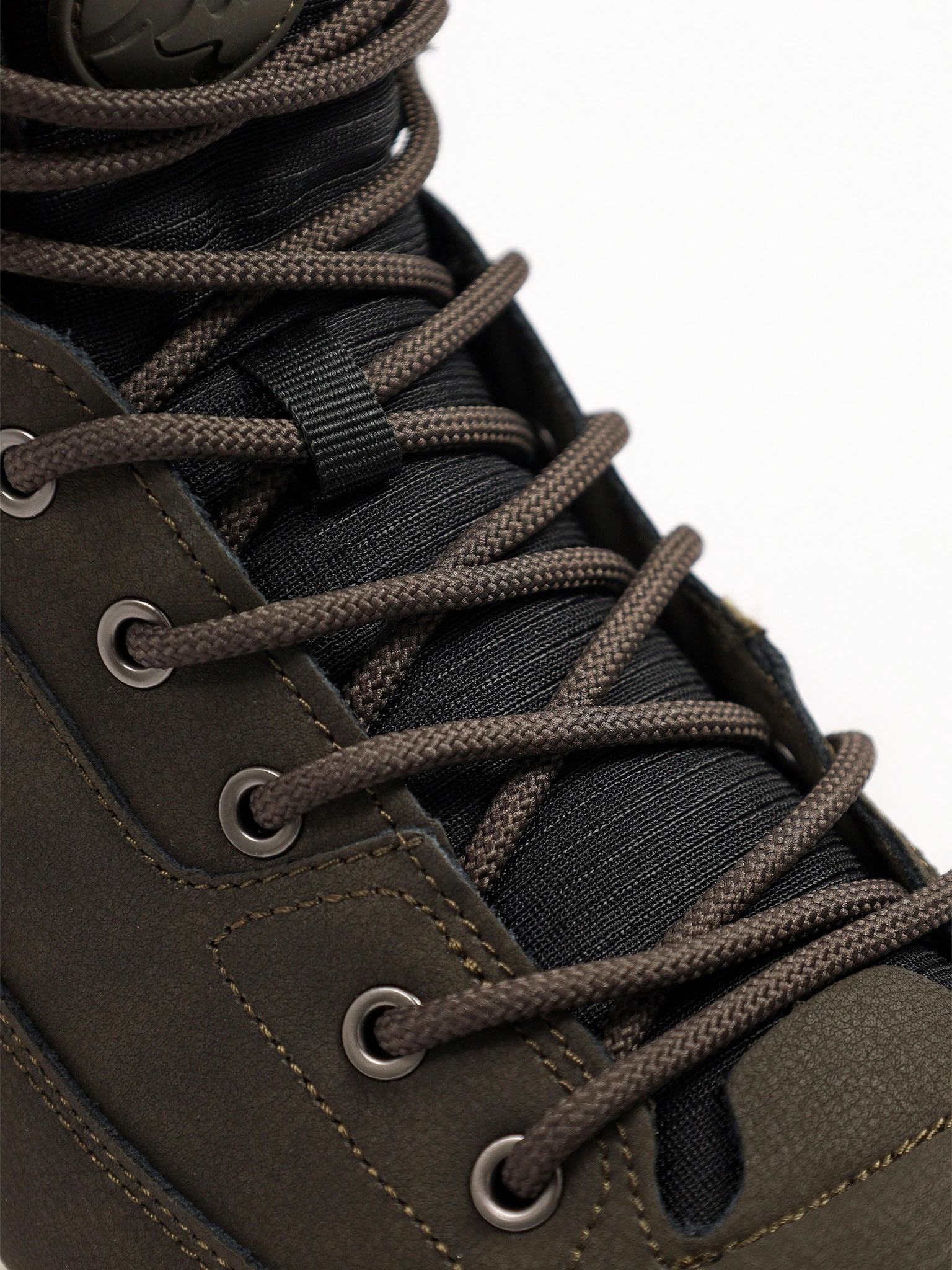 Ботинки комбинированные цвета хаки на контрастной средней подошве